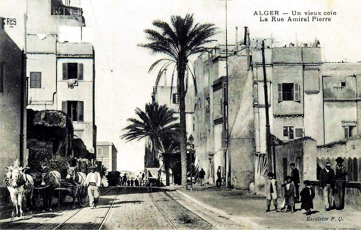Alger - Rue Amiral Pierre.jpg